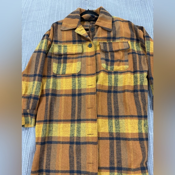 oversized flannel Long  shirt- small - Picture 5 of 5